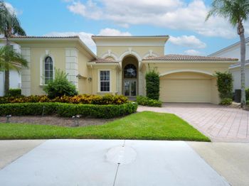 118 Monte Carlo Drive