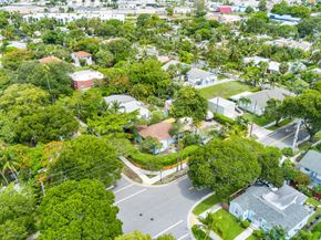 1915 Lake Avenue, West Palm Beach FL 33401