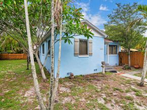 1915 Lake Avenue, West Palm Beach FL 33401