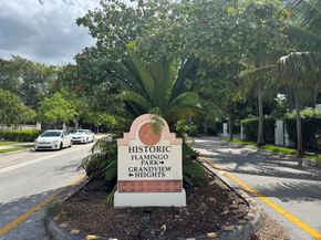 1915 Lake Avenue, West Palm Beach FL 33401
