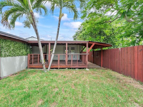 1618 Madison St, Hollywood FL 33020