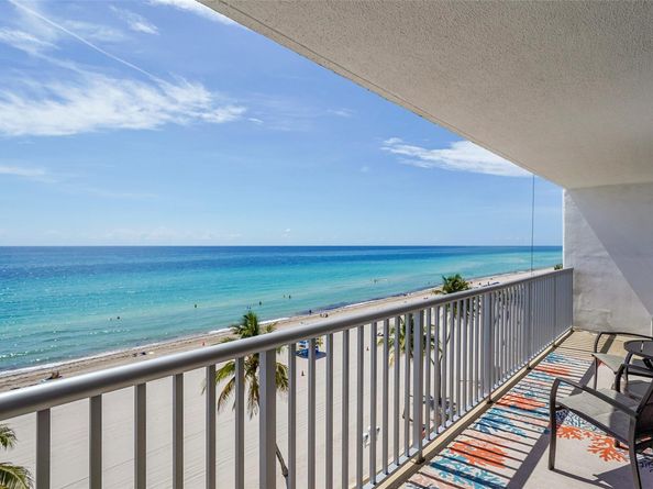 400 N Surf Rd 703, Hollywood FL 33019