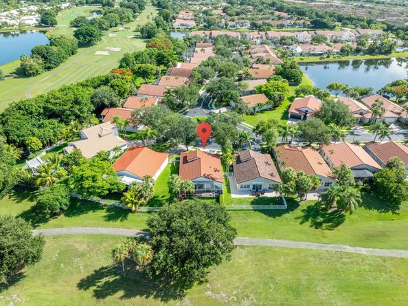 15100 SW 16th St, Pembroke Pines FL 33027
