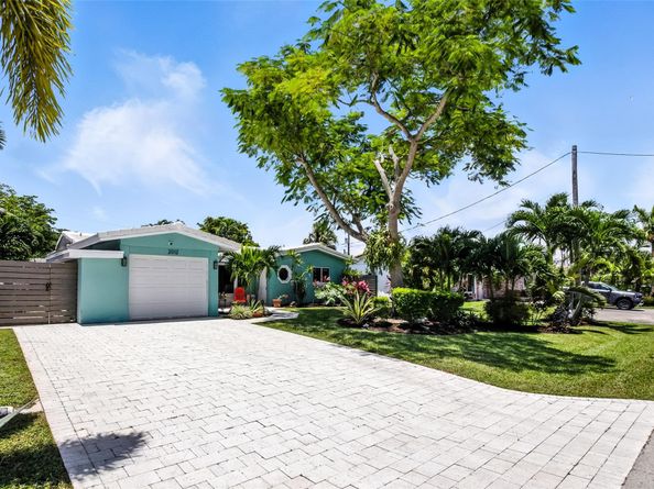 2012 NW 39th St, Oakland Park FL 33309