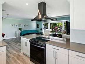 2012 NW 39th St, Oakland Park FL 33309