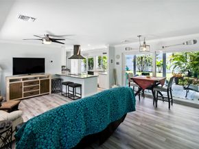 2012 NW 39th St, Oakland Park FL 33309