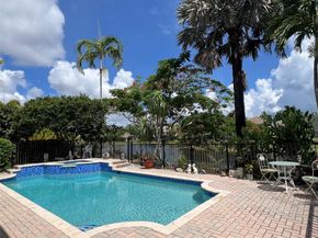 11217 NW 68th Pl, Parkland FL 33076