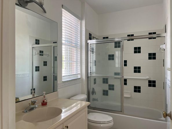 11217 NW 68th Pl, Parkland FL 33076