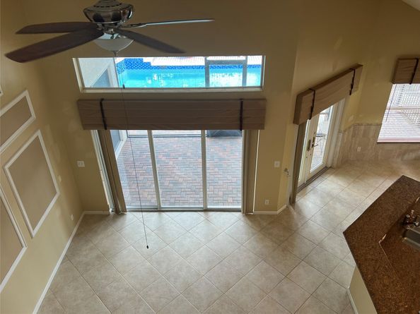 11217 NW 68th Pl, Parkland FL 33076