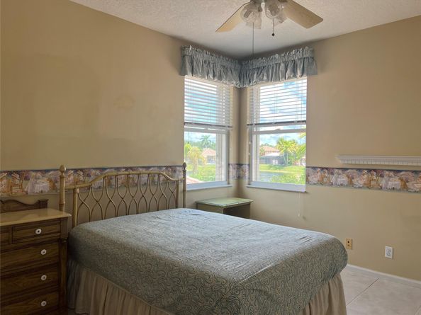 11217 NW 68th Pl, Parkland FL 33076