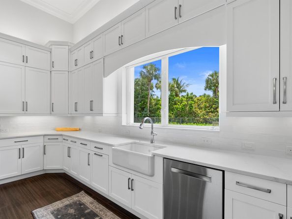 1257 Breakers West Boulevard, West Palm Beach FL 33411