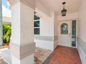 9101 N Southern Orchard Rd, Davie FL 33328