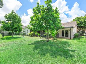 9101 N Southern Orchard Rd, Davie FL 33328
