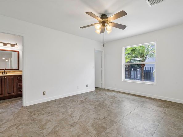 9101 N Southern Orchard Rd, Davie FL 33328
