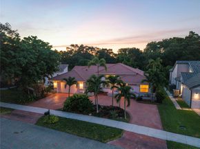 9101 N Southern Orchard Rd, Davie FL 33328