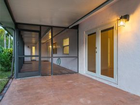 9101 N Southern Orchard Rd, Davie FL 33328
