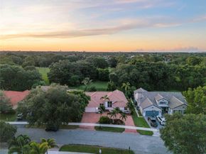 9101 N Southern Orchard Rd, Davie FL 33328