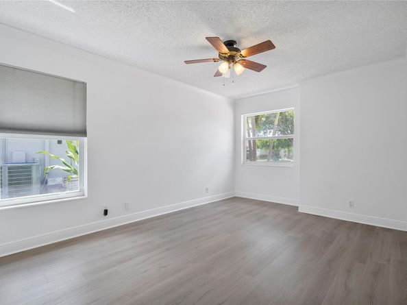 9101 N Southern Orchard Rd, Davie FL 33328