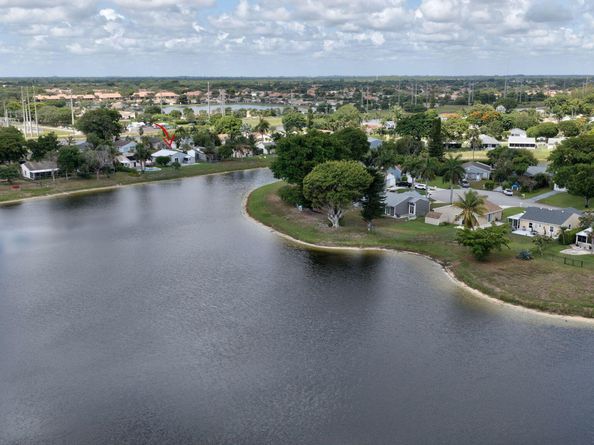 9123 Carma Drive, Boynton Beach FL 33472
