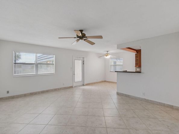 228 Brittany E, Delray Beach FL 33446