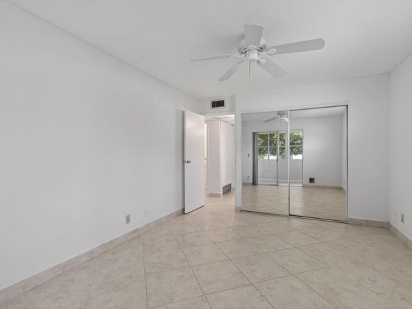 228 Brittany E, Delray Beach FL 33446