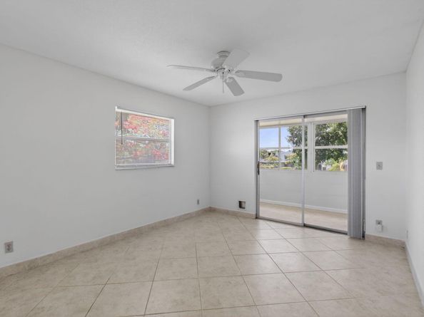 228 Brittany E, Delray Beach FL 33446