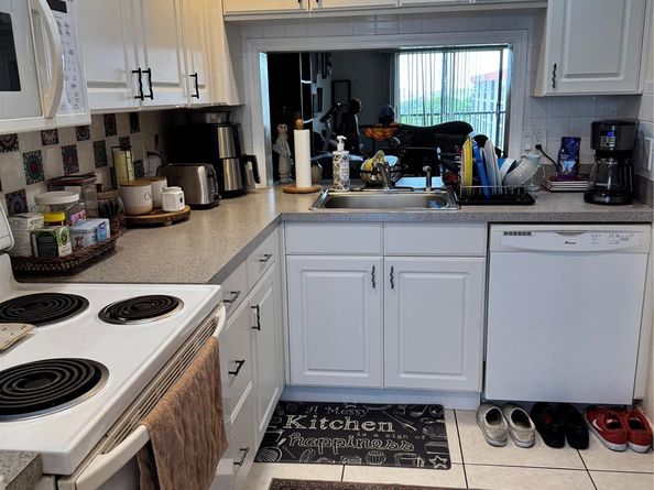 2350 NE 14th Street Cswy 715, Pompano Beach FL 33062