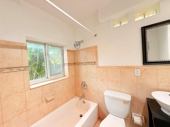 828 W Las Olas Blvd, Fort Lauderdale FL 33312