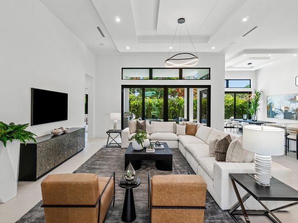 17 NW 15th Street, Delray Beach FL 33444