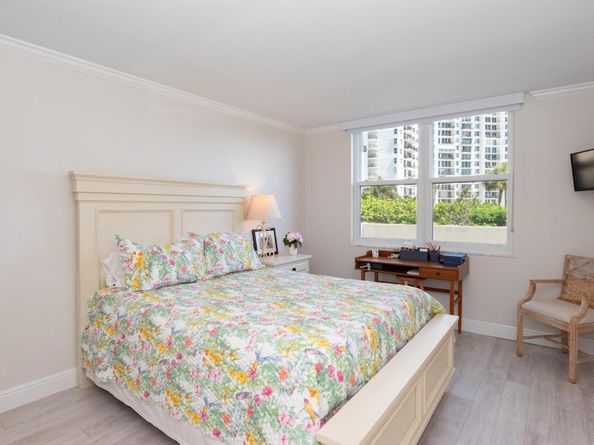 1801 S Flagler Drive 205, West Palm Beach FL 33401