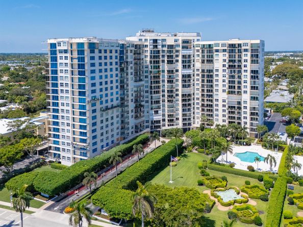 1801 S Flagler Drive 205, West Palm Beach FL 33401