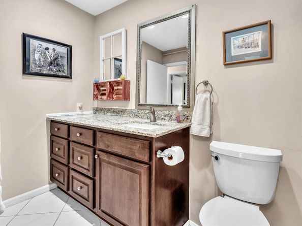 3020 NE 16th Ave 204 E, Oakland Park FL 33334