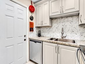 3020 NE 16th Ave 204 E, Oakland Park FL 33334