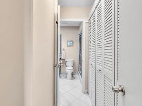 3020 NE 16th Ave 204 E, Oakland Park FL 33334