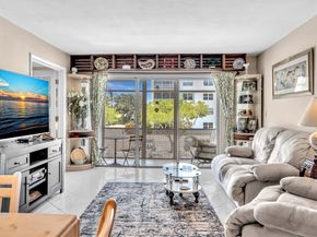 3020 NE 16th Ave 204 E, Oakland Park FL 33334