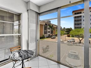 3020 NE 16th Ave 204 E, Oakland Park FL 33334