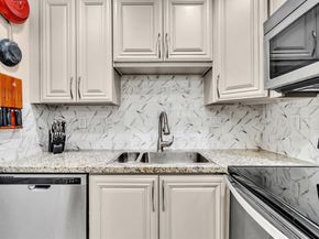 3020 NE 16th Ave 204 E, Oakland Park FL 33334