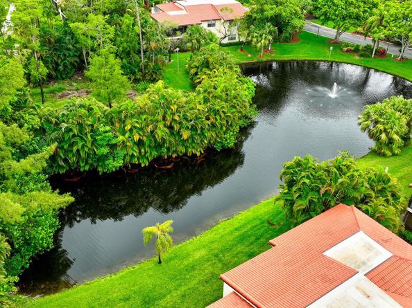21695 Tall Palm Circle 4b, Boca Raton FL 33433