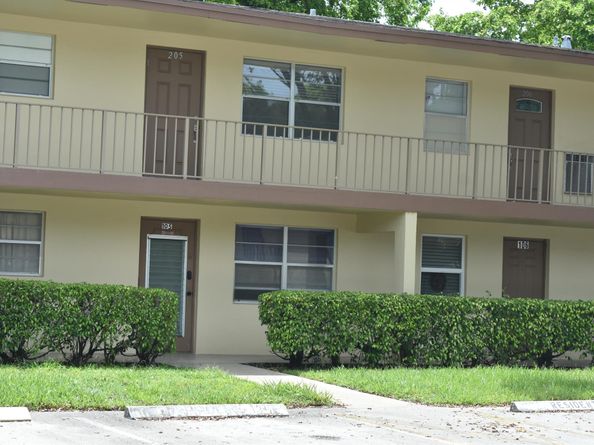 251 NW 76th Avenue 105, Margate FL 33063