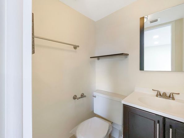 8921 NW 28th Dr B, Coral Springs FL 33065