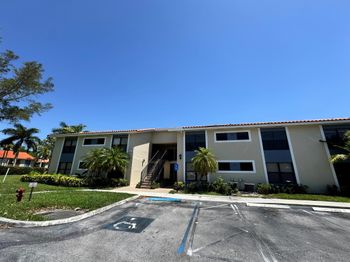 1453 Lake Crystal Drive