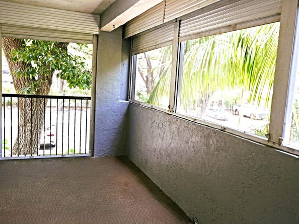 6800 Cypress Road 215, Plantation FL 33317