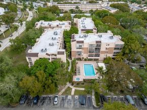 6800 Cypress Road 215, Plantation FL 33317