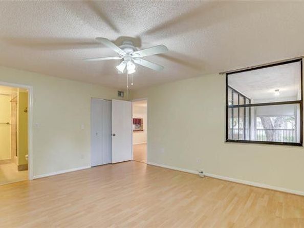 6800 Cypress Road 215, Plantation FL 33317