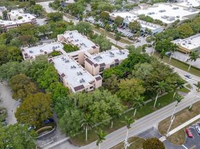 6800 Cypress Road 215, Plantation FL 33317