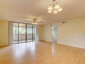 6800 Cypress Road 215, Plantation FL 33317