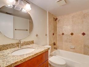 6800 Cypress Road 215, Plantation FL 33317
