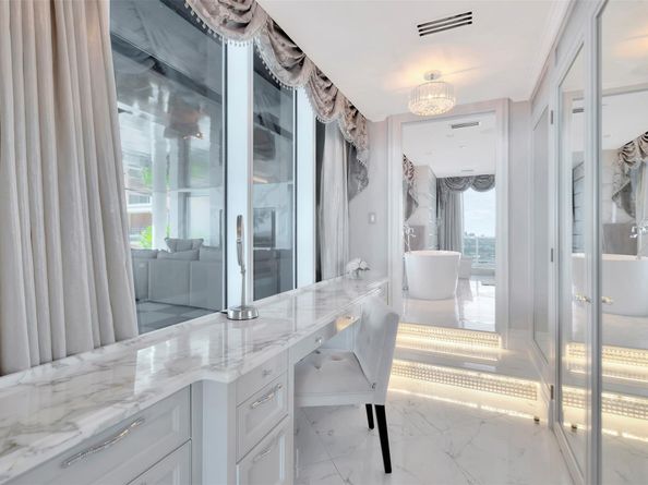 1 N Fort Lauderdale Beach Blvd 2203, Fort Lauderdale FL 33304