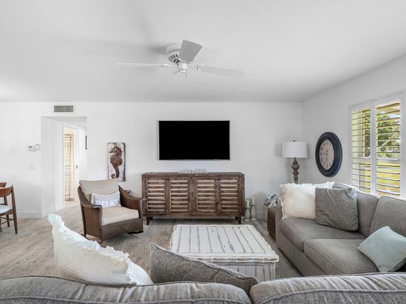 1045 Circle Terrace E D, Delray Beach FL 33445