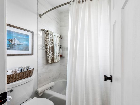 1045 Circle Terrace E D, Delray Beach FL 33445
